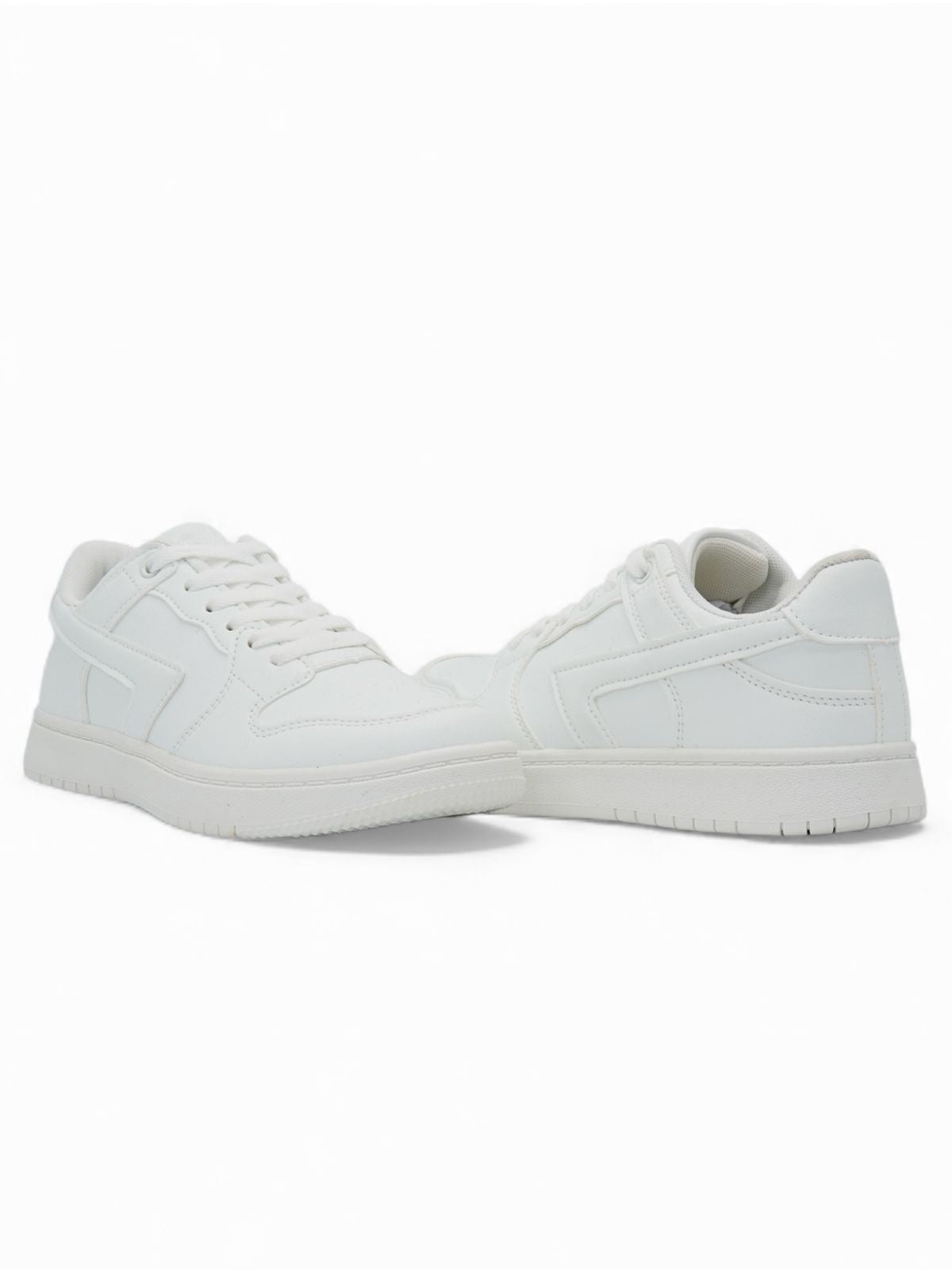 14442 – Tenis Blancos Urbanos con Suela Alta