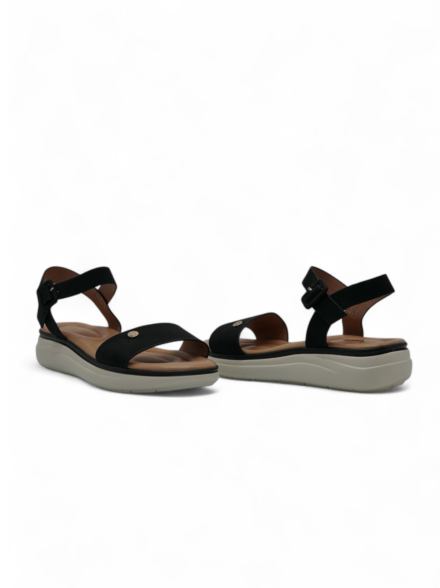 14368 – Sandalias Negras con Plataforma Ergonómica y Hebilla Ajustable