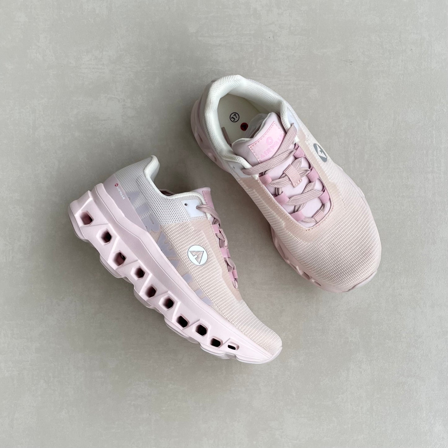 14296 – Tenis Deportivos Nude con Suela de Amortiguación Avanzada