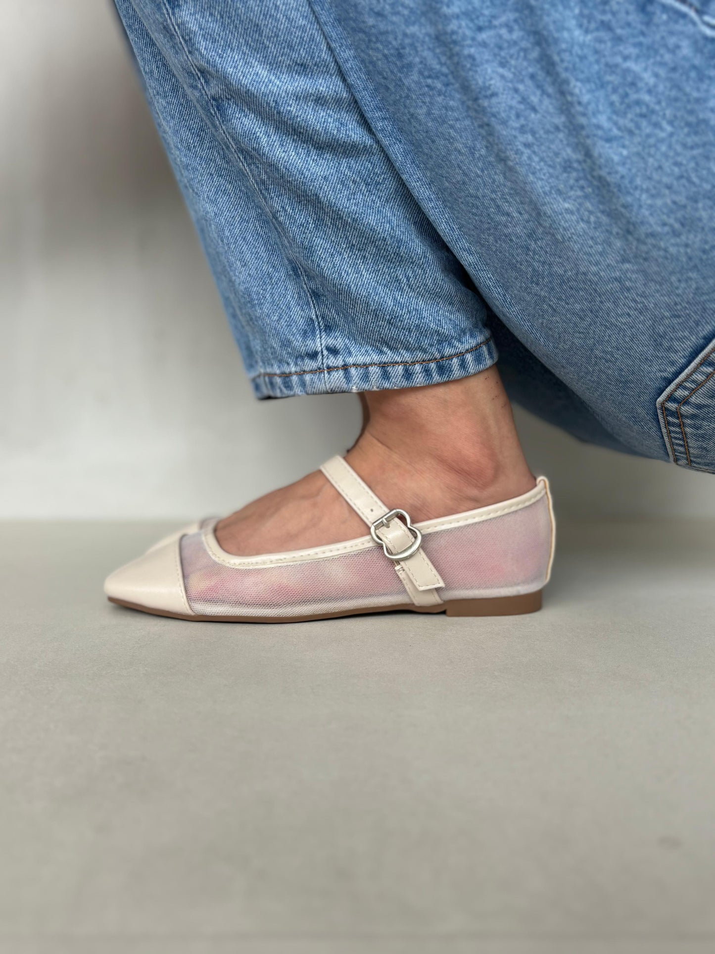 13767 - Bailarinas de Malla en Color Rosa Claro con Punta Satinada