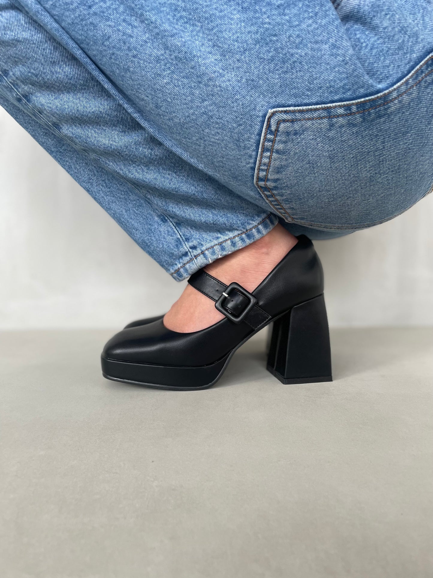 13763 - Zapatos de Plataforma para Mujer en Color Negro