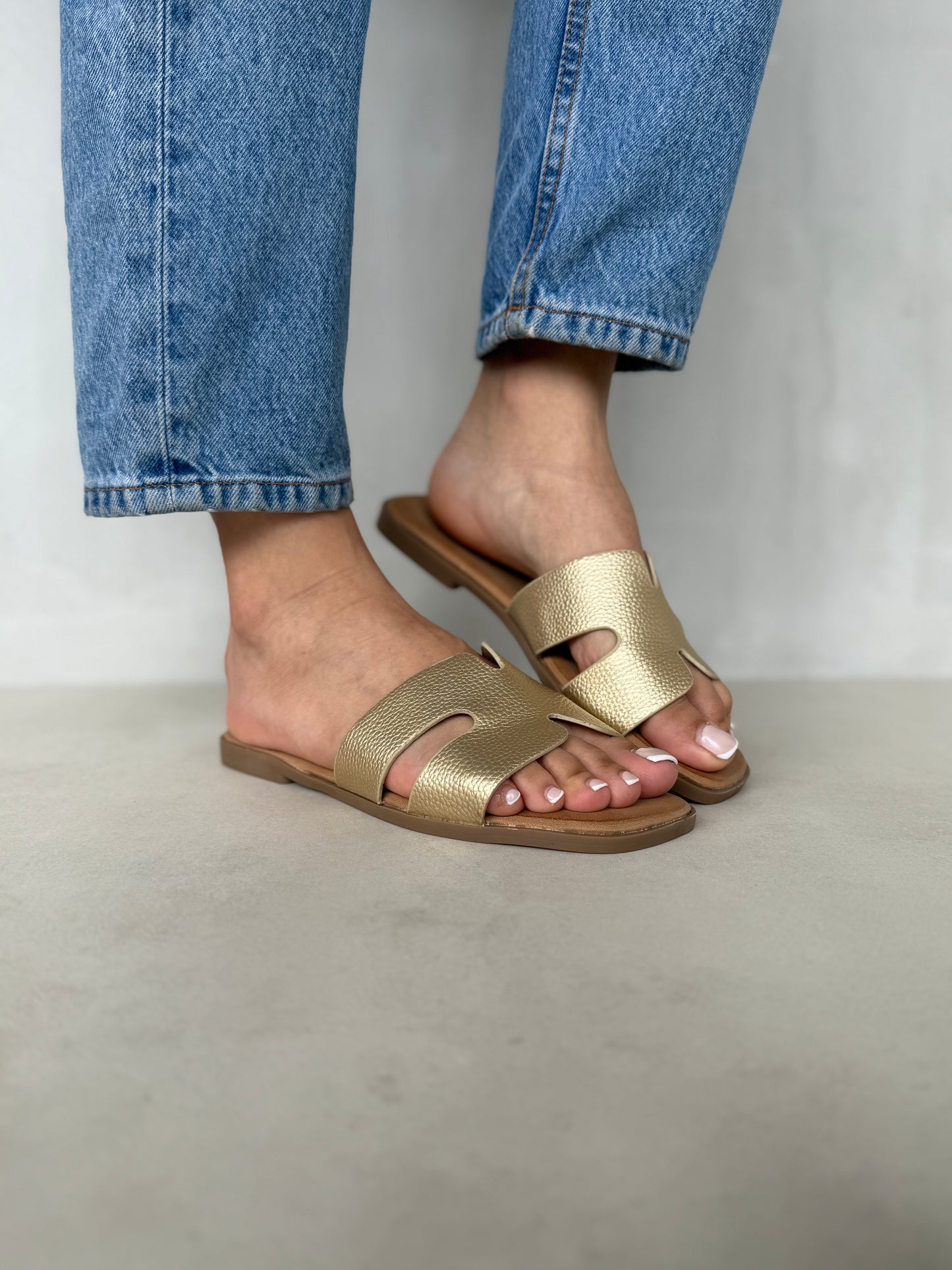 14025-Sandalias Planas de Mujer Tipo Slide