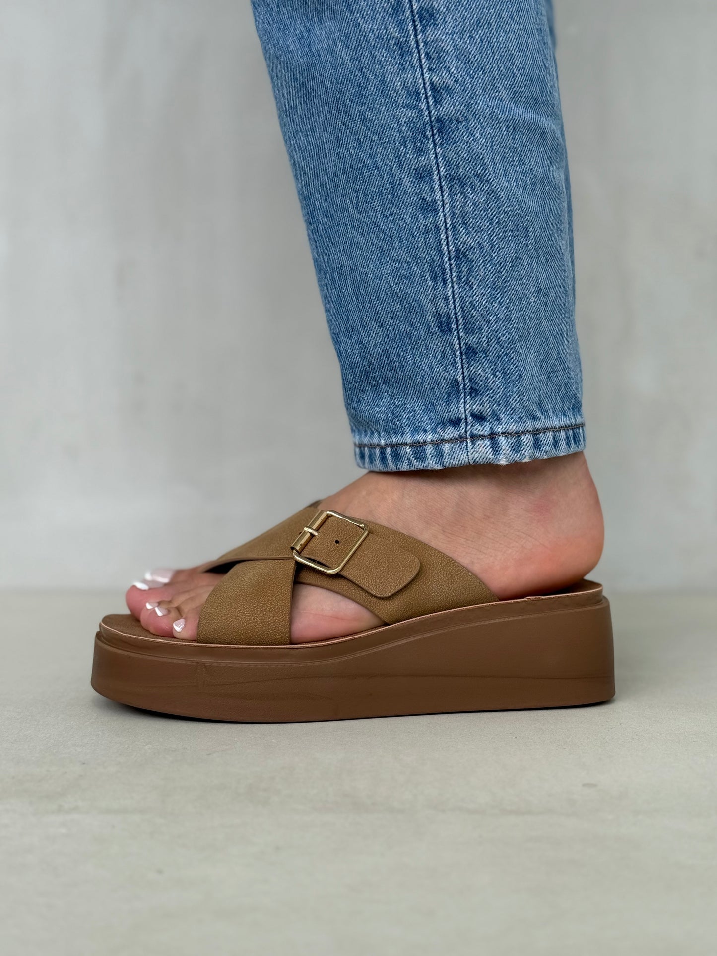 14087 - Sandalias con Plataforma y Hebilla