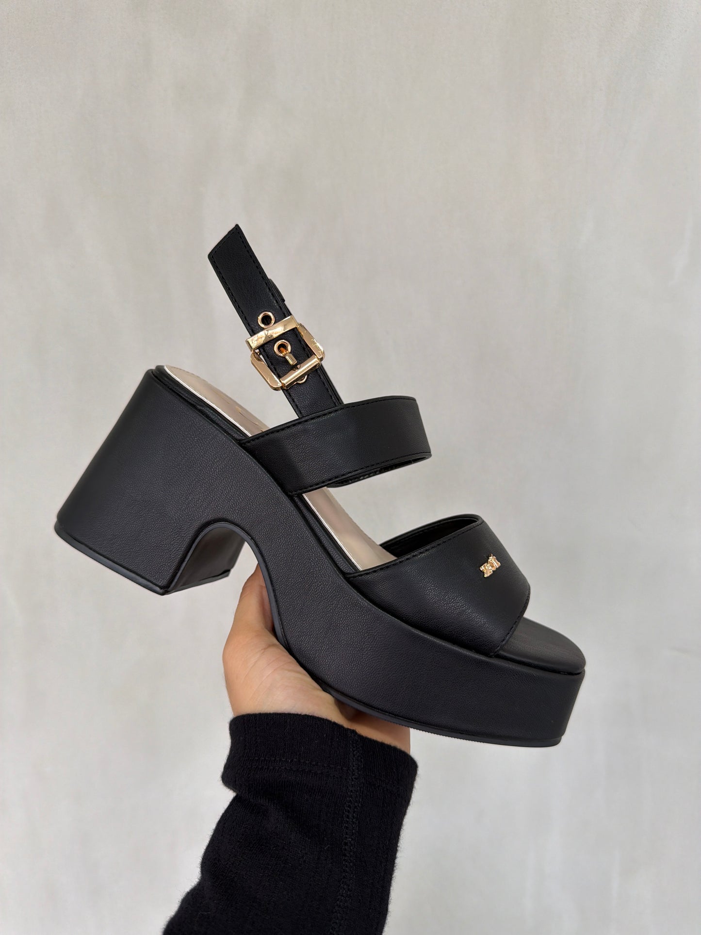 Sandalias 14913 z015 black