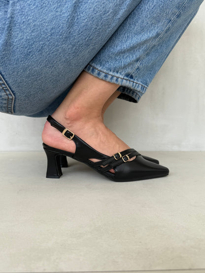 14250 – Zapatos Negros con Tacón y Hebillas Doble Correa