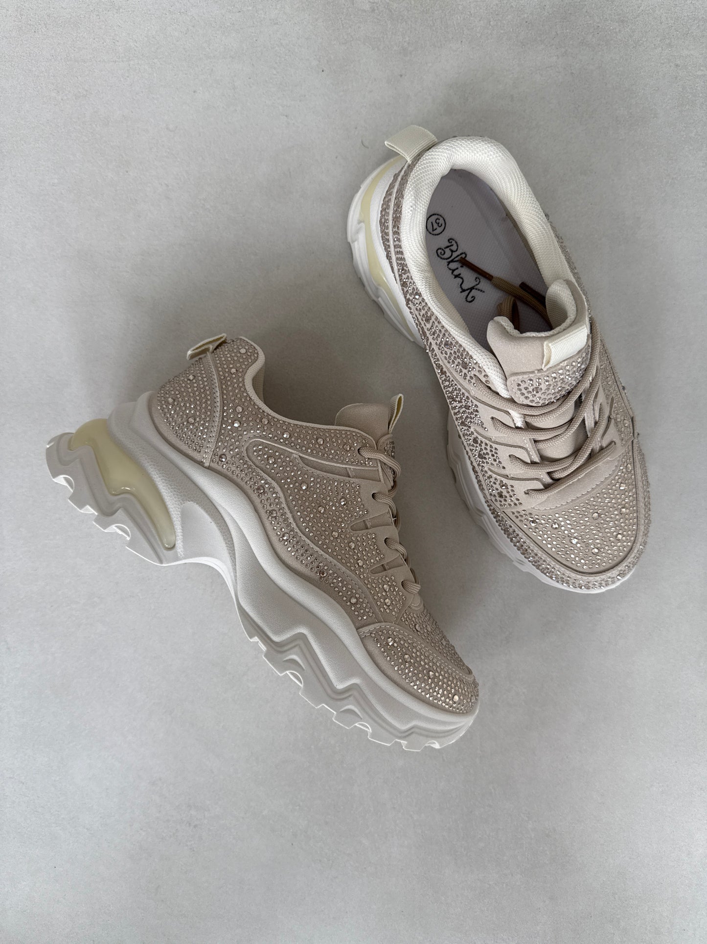 14441 – Tenis Khaki con Brillos y Suela Chunky