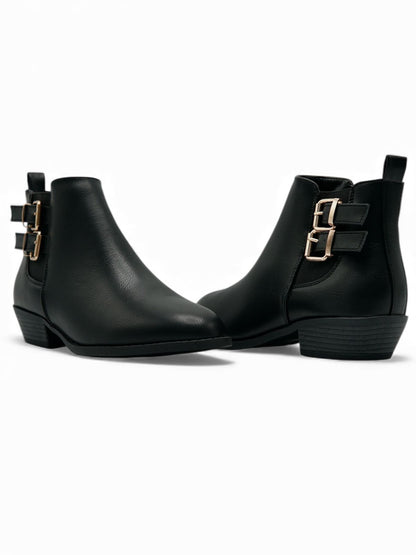 14304 – Botines Negros de Mujer con Hebillas Doradas Laterales y Tacón Bajo