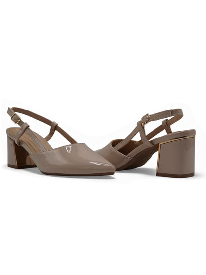 14341 – Zapatos Beige de Charol con Pulsera y Tacón Bajo