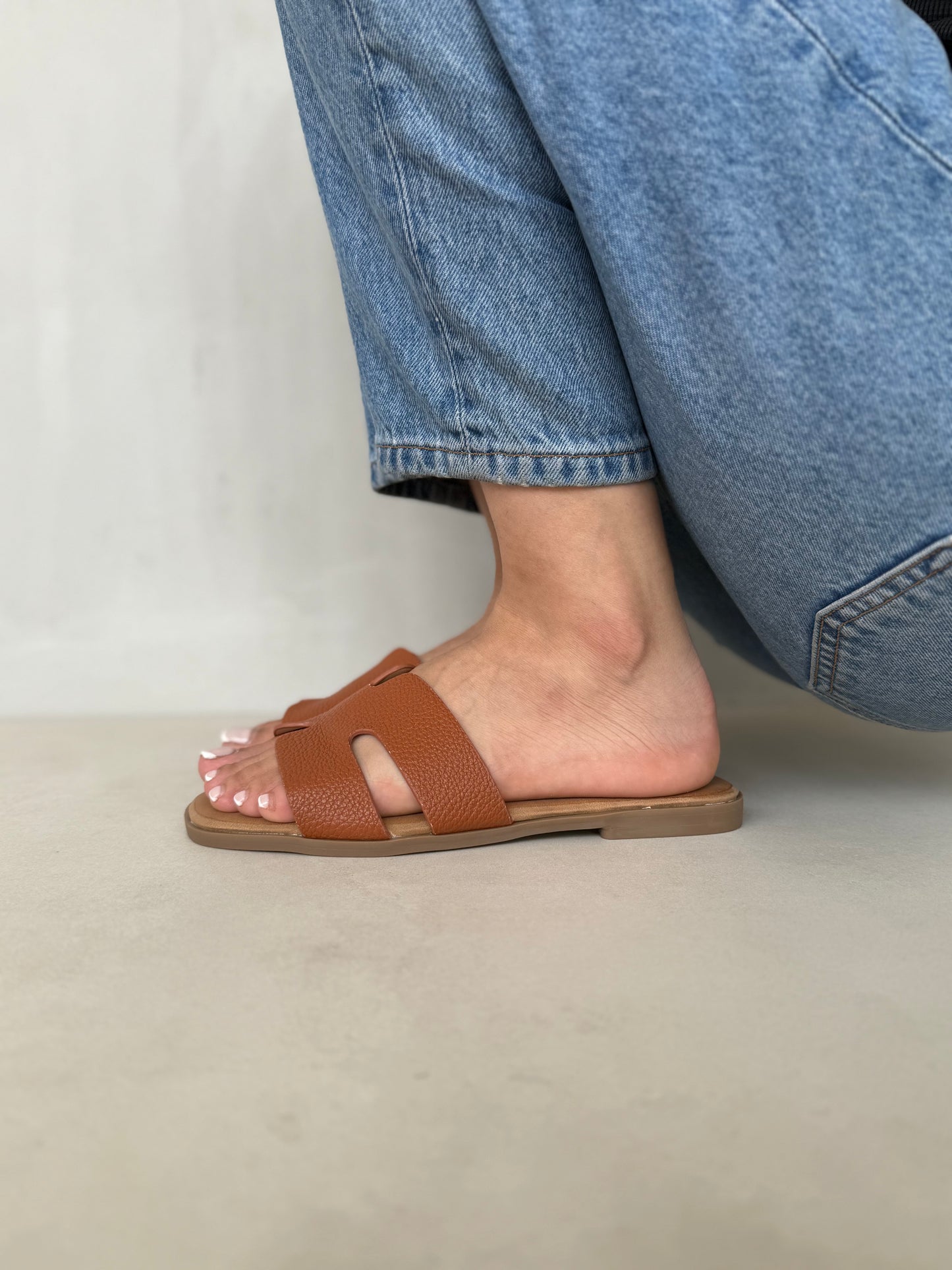 14023-Sandalias Planas de Mujer Tipo Slide