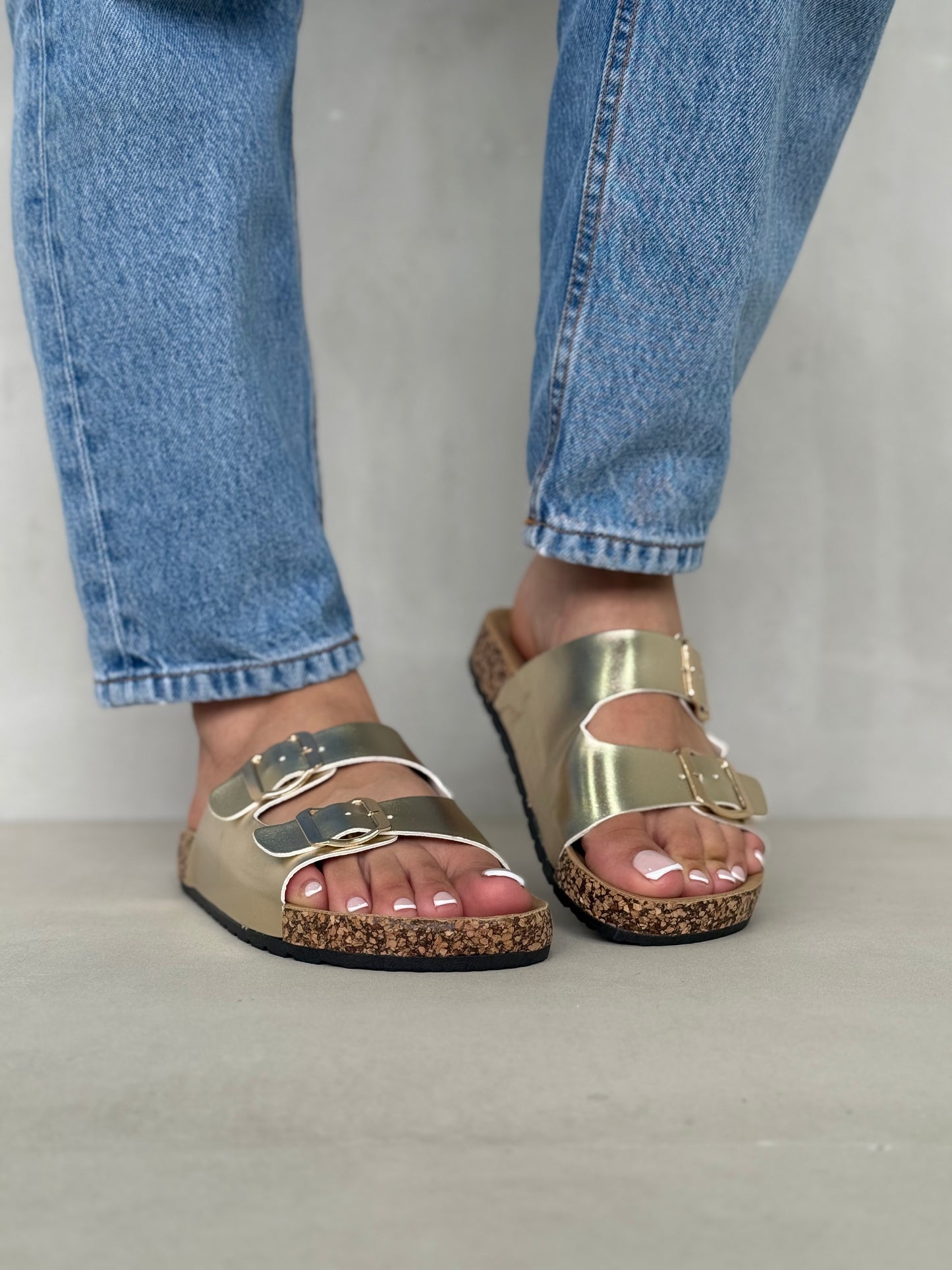 13988-Sandalias Planas de Mujer con Doble Hebilla