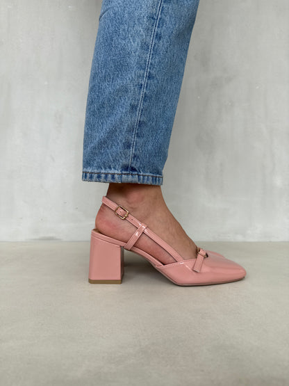 11629 - Zapatos de Tacón Cuadrado en Charol Rosado