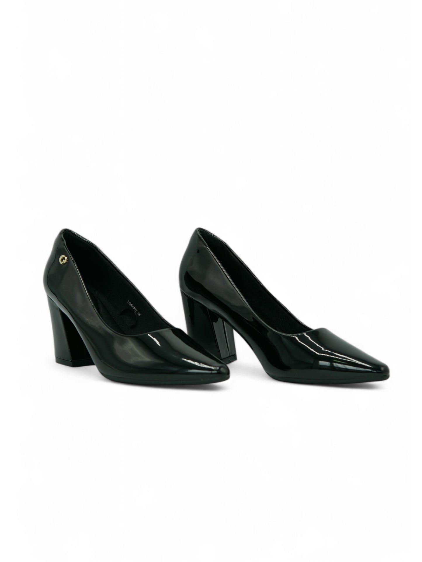 14254 – Zapatos negros de charol con tacón alto cuadrado para dama