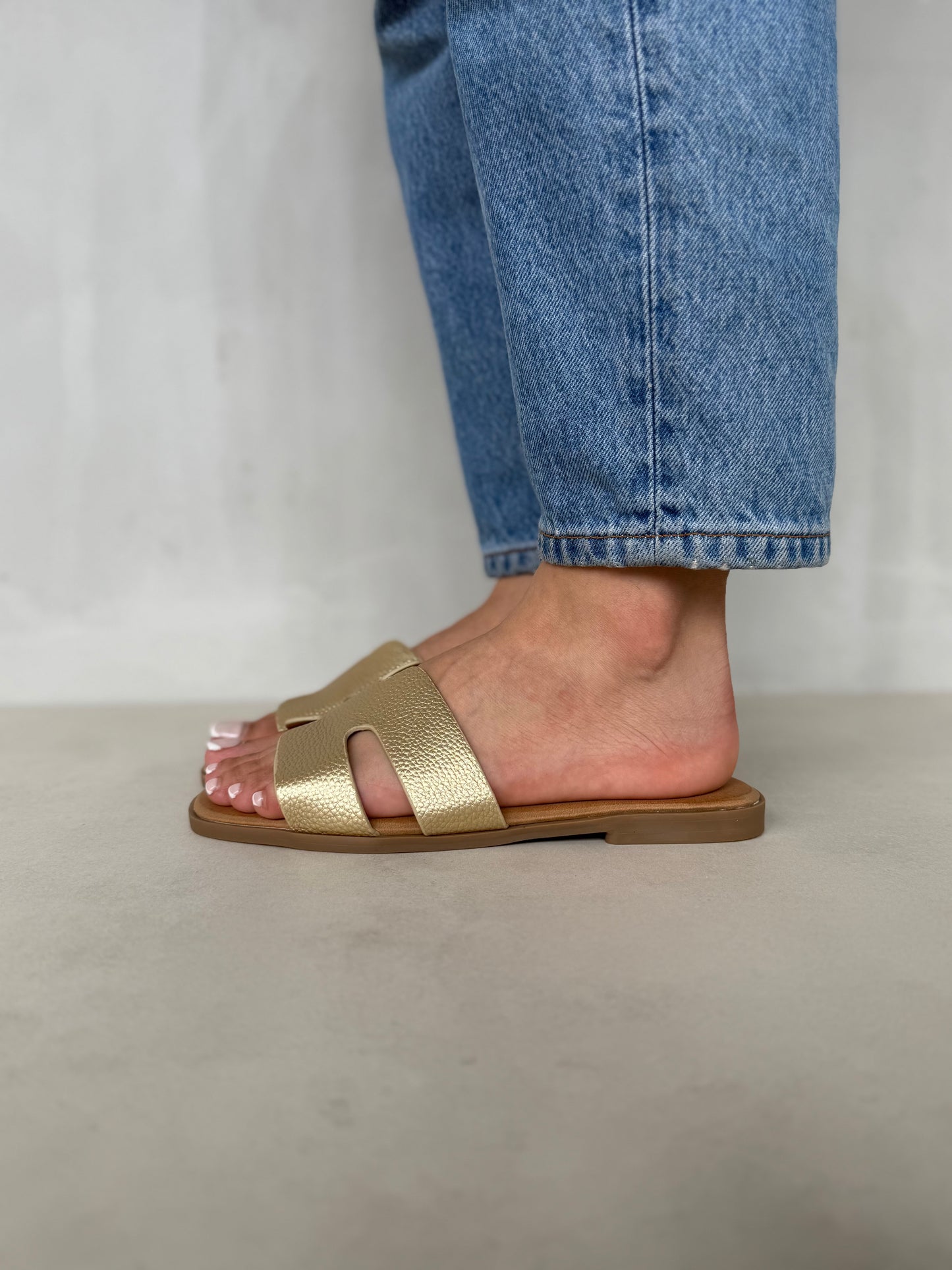 14025-Sandalias Planas de Mujer Tipo Slide