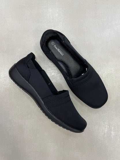 14445 – Zapatos Negros de Mujer con Suela Ergonómica