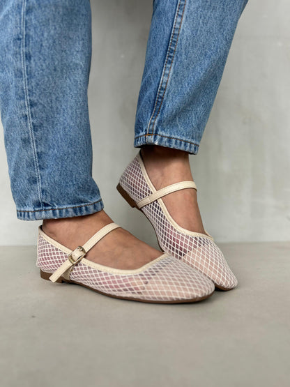 13765 - Bailarinas de Malla en Rosa con Punta Satinada