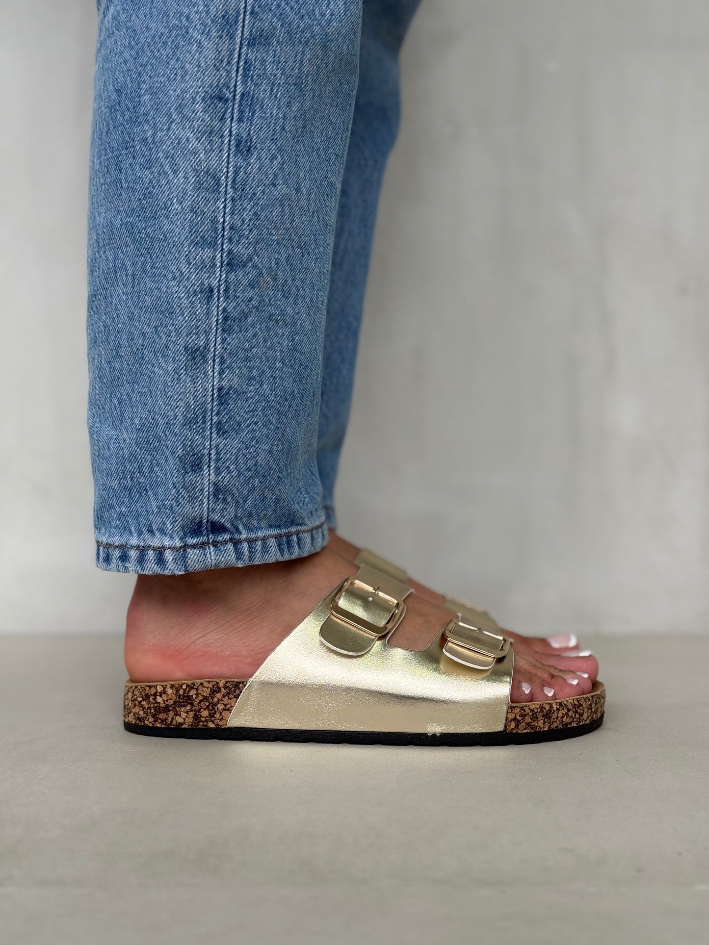 13988-Sandalias Planas de Mujer con Doble Hebilla