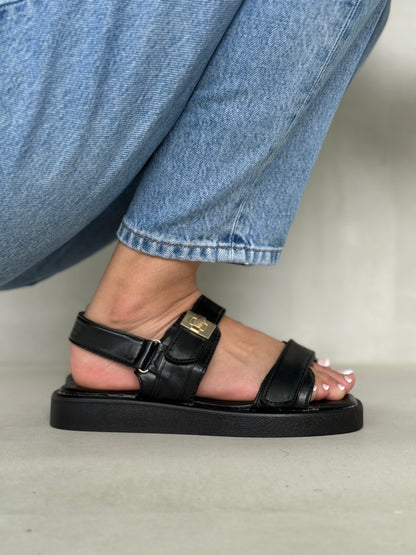 14045 - Sandalias con Velcro Ajustable