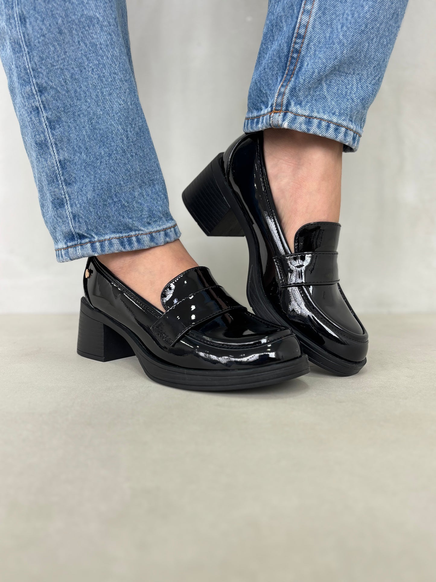 14002 - Mocasines de Tacón