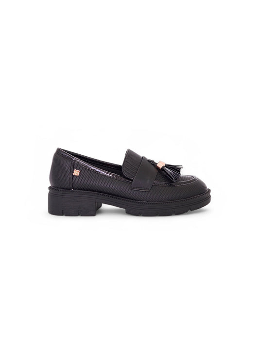14072 - Mocasines para Mujer en Negro con Plataforma y Borlas