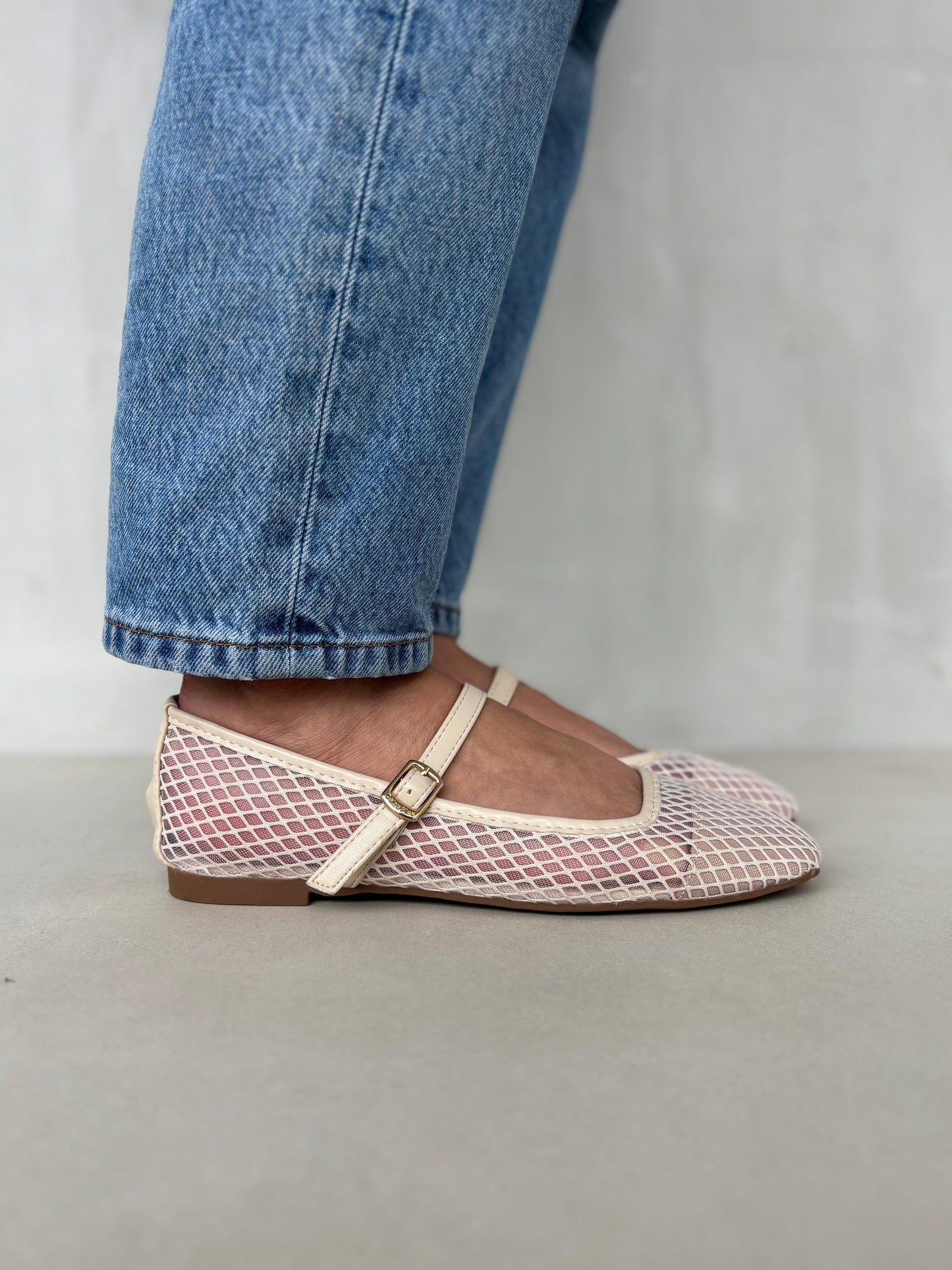 13765 - Bailarinas de Malla en Rosa con Punta Satinada