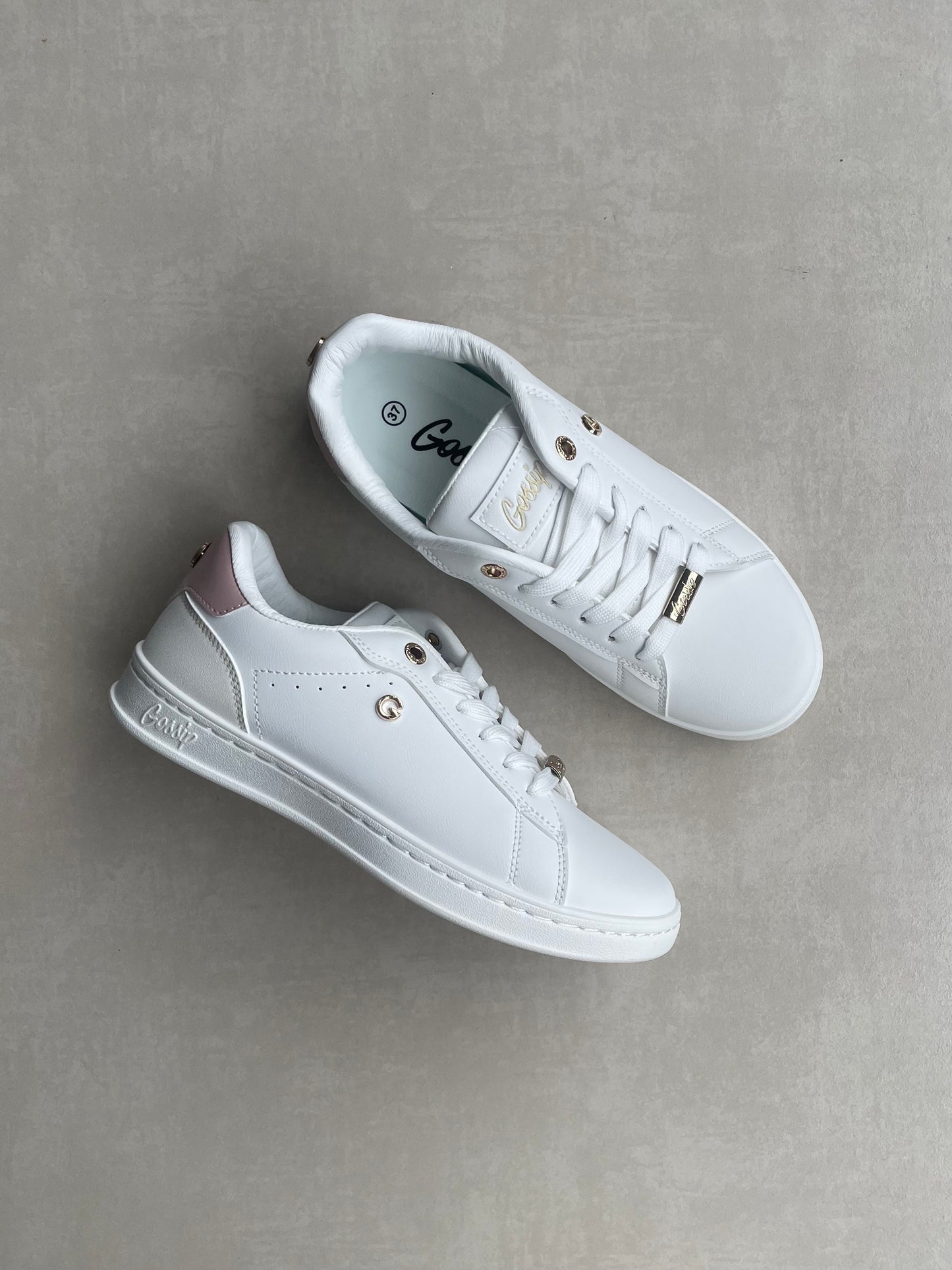 14320 – Zapatillas blancas con detalle rosado para dama