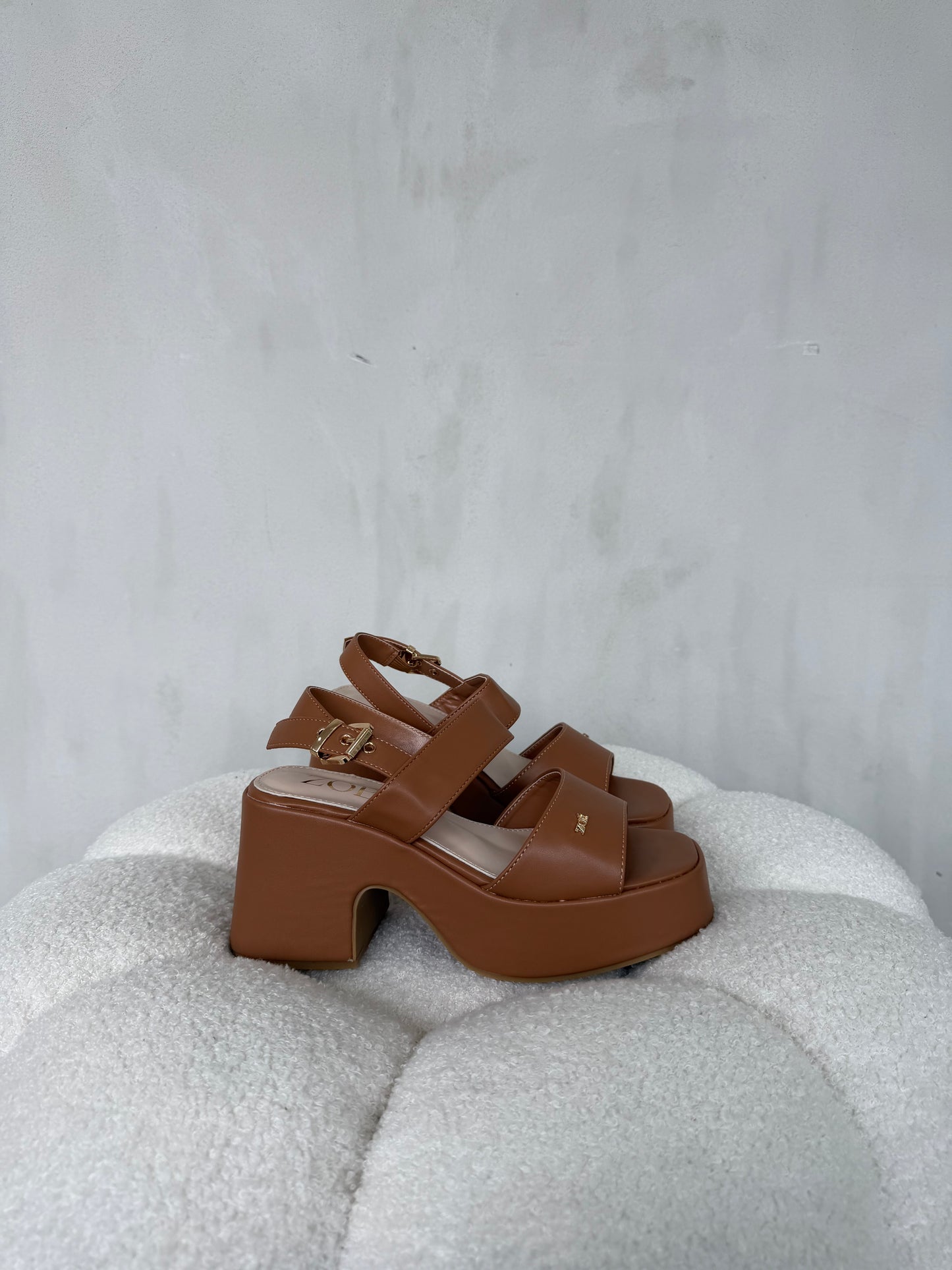 Sandalias 14915 z015 tan