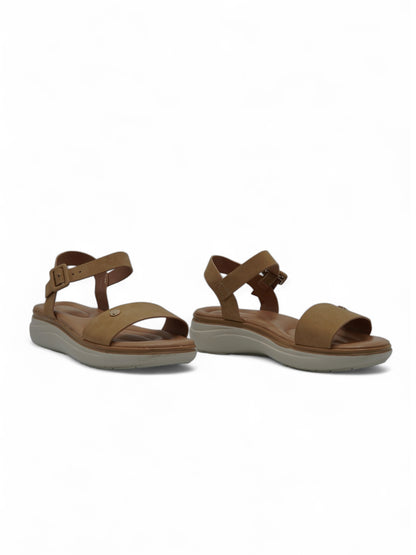 14369 – Sandalias Camel con Plataforma Ligera y Hebilla Ajustable