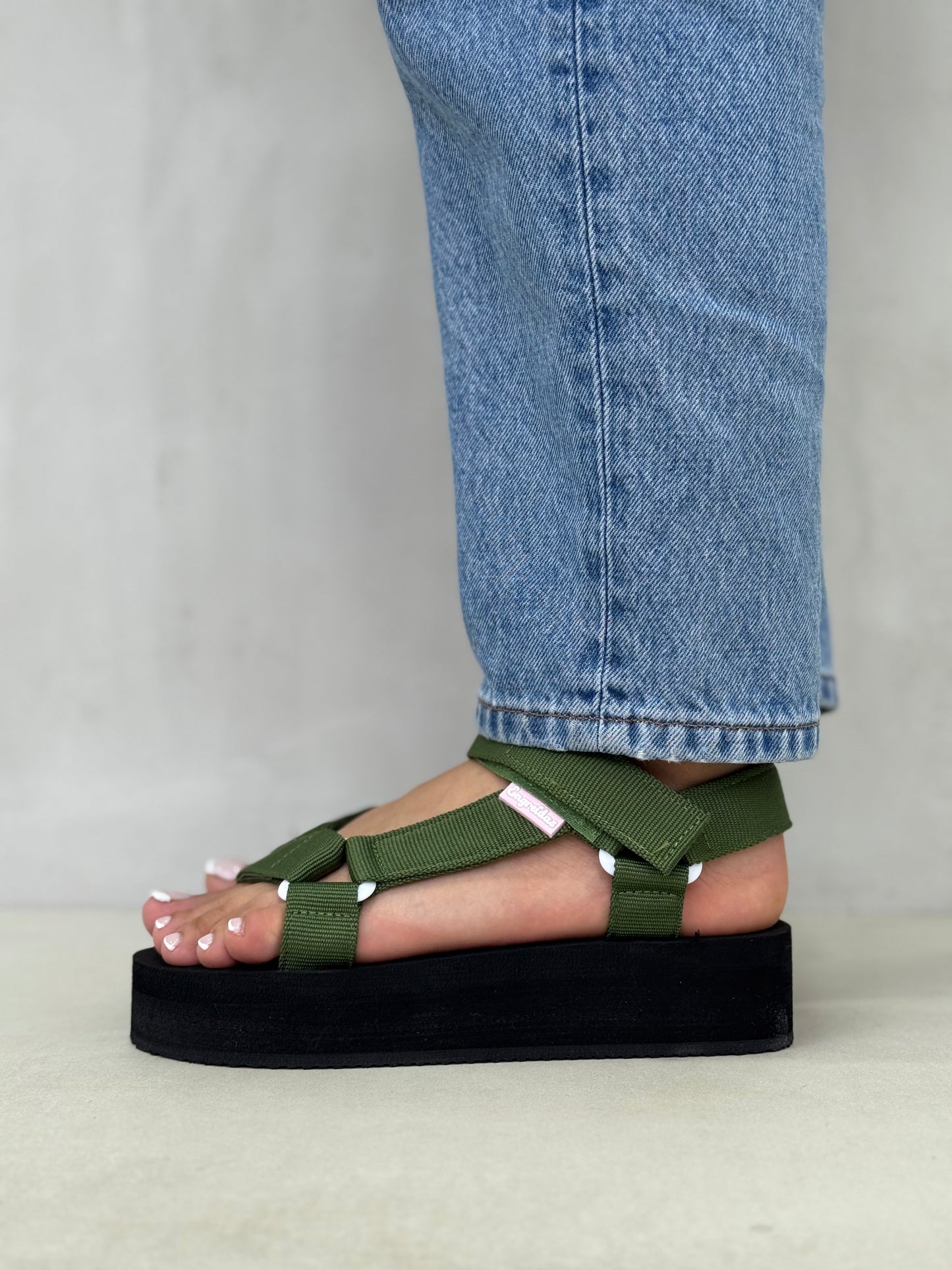 14051 - Sandalia con Plataforma