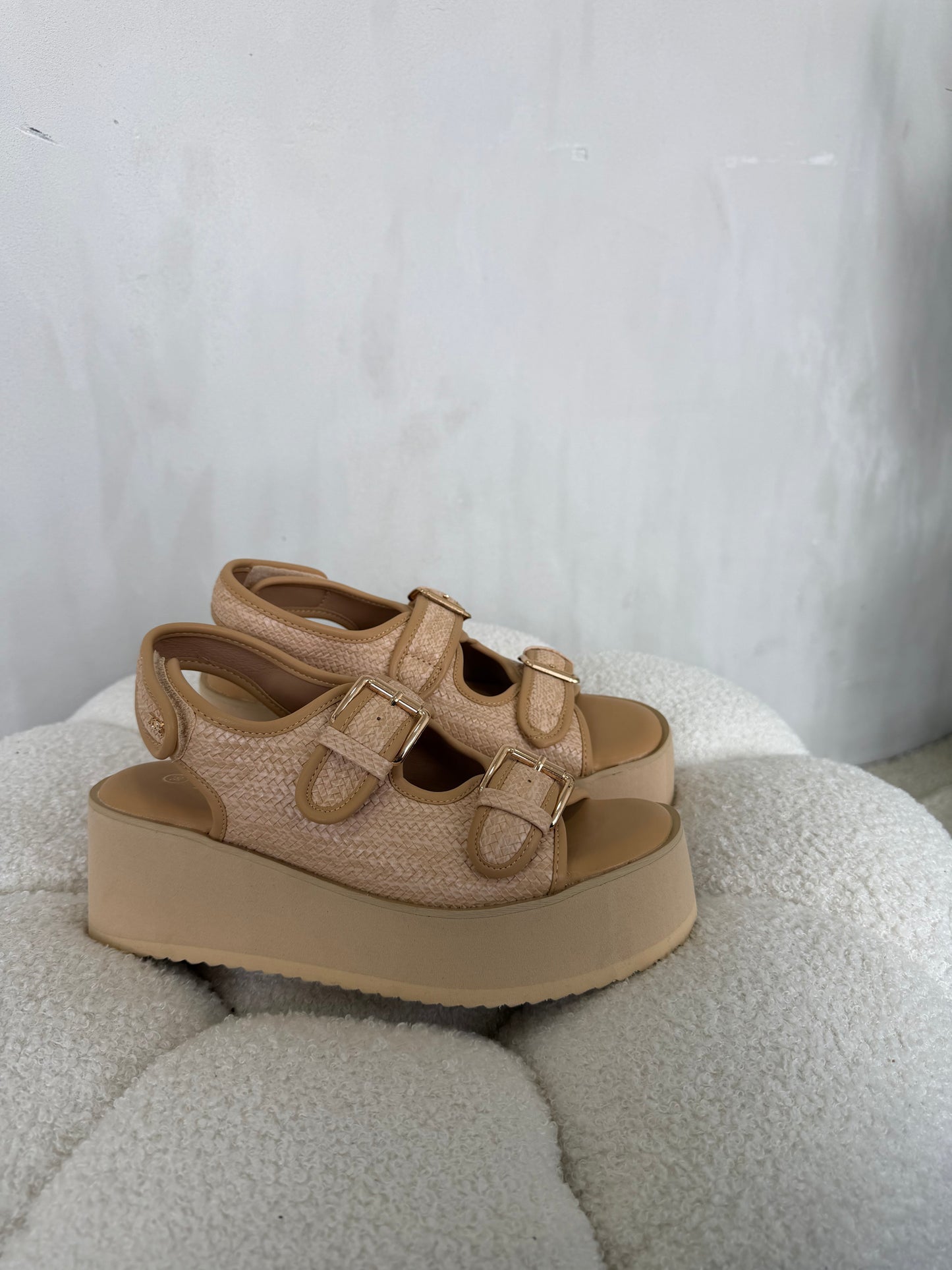 Sandalias 14933 z018 beige