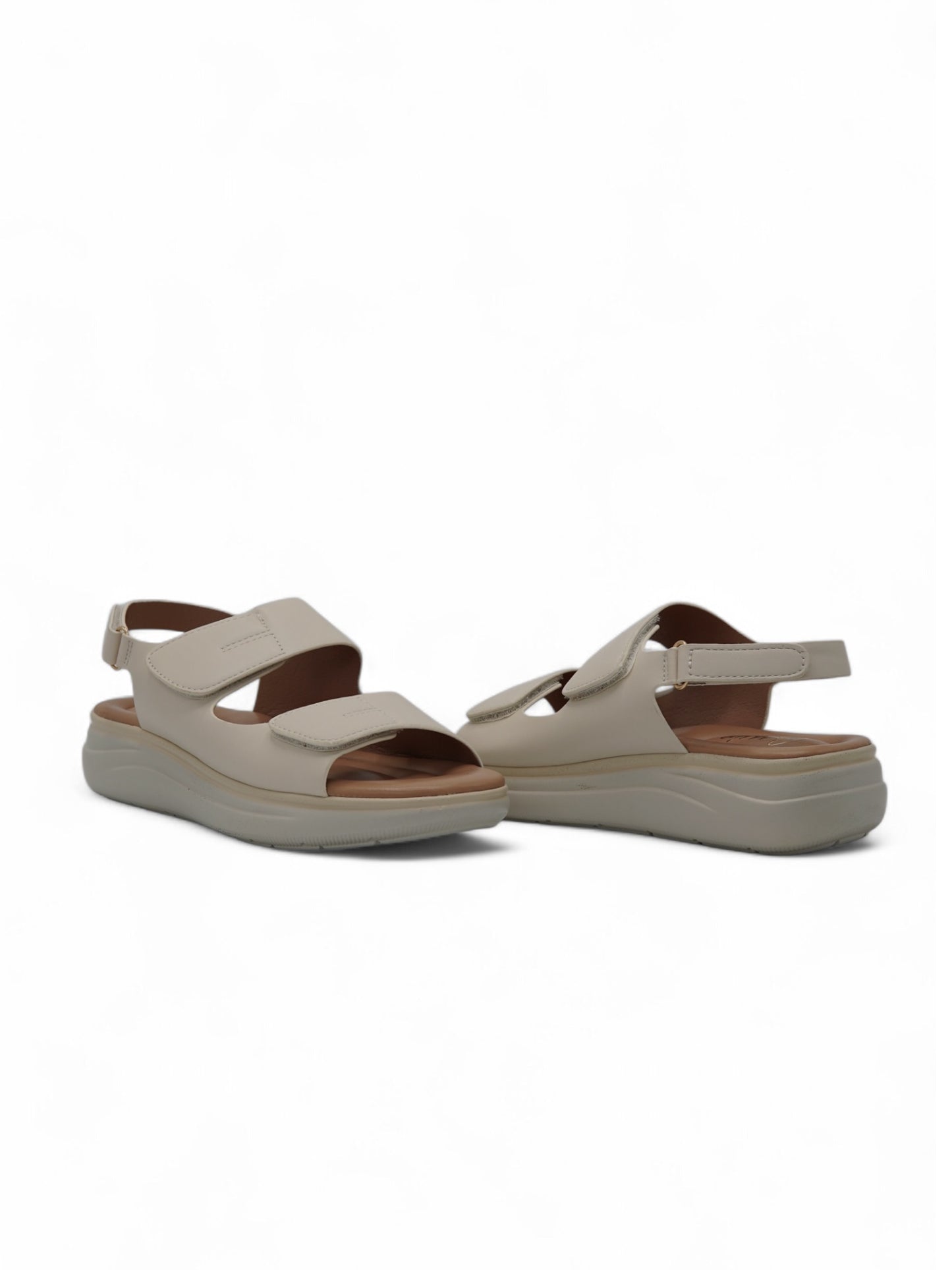 14358 – Sandalias Beige con Plataforma Ergonómica y Cierre de Velcro