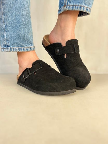 14372 – Sandalias tipo zueco color negro Unisex | Boston Zoé Shoes