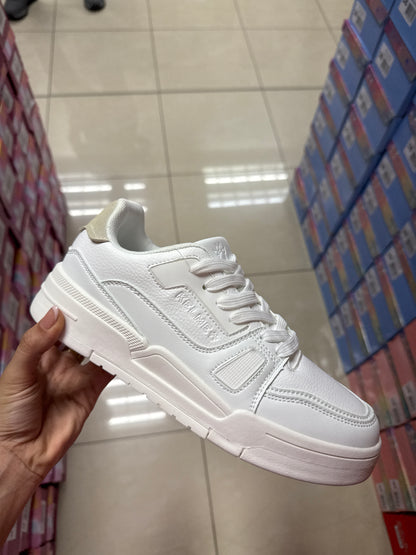 14244 – Tenis blancos deportivos para dama Kelme