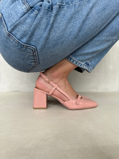 14430 – Zapatos de Tacón Rosa Empolvado con Correas Cruzadas