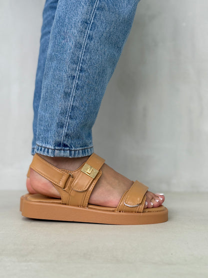 14047 - Sandalias con Velcro Ajustable