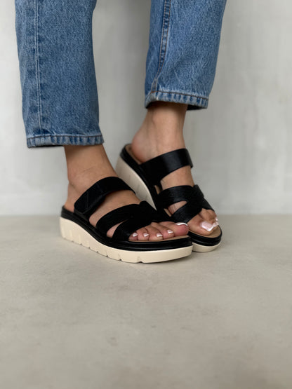 14032 - Sandalias Plataforma para Mujer en Negro con Tiras Anchas
