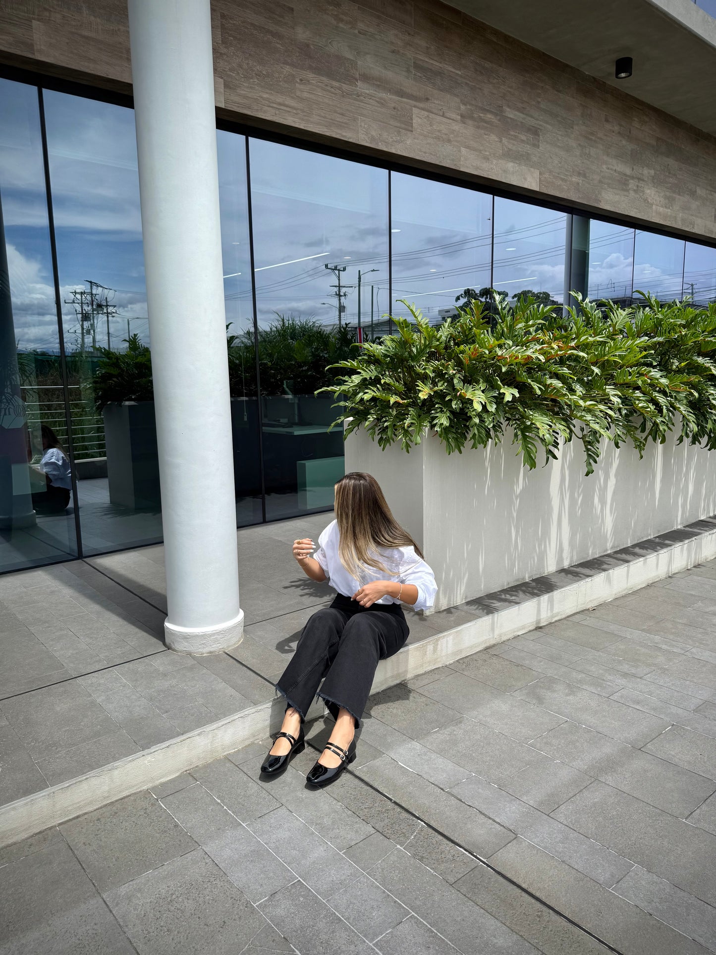 13463 - Zapatos de Tacón Bajo para Mujer en Charol Negro