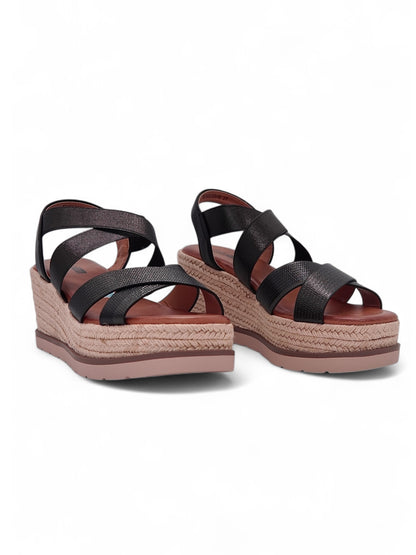 13748 - Sandalias para Mujer en Negro con Cuña de Yute y Tiras Elásticas