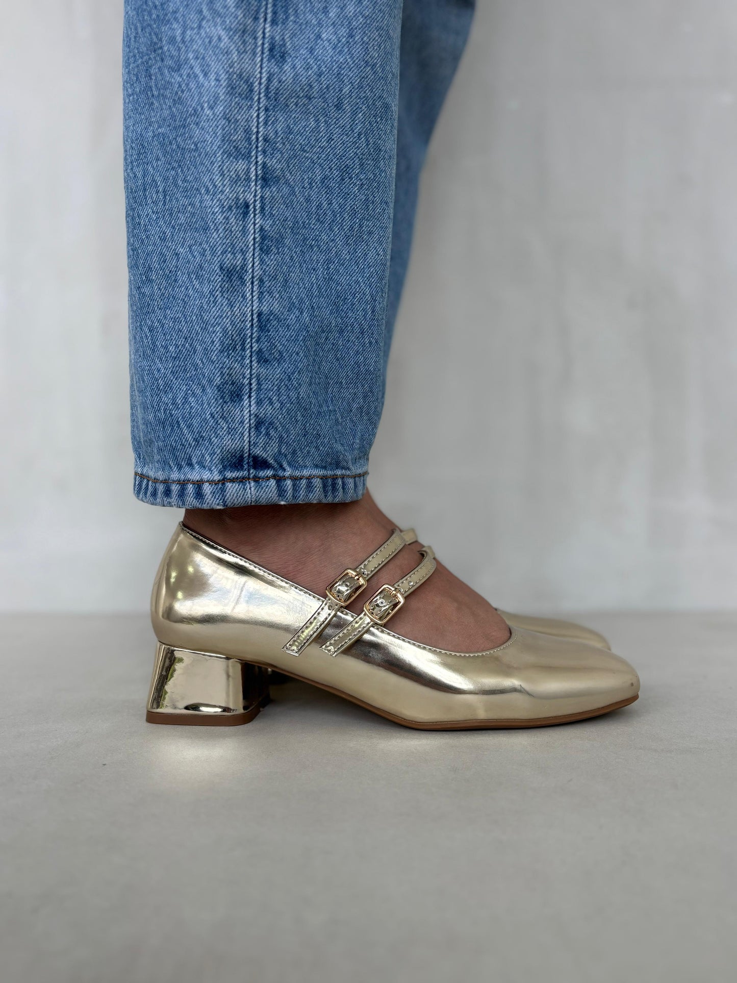 13465 - Zapatos de Tacón Bajo para Mujer Dorados