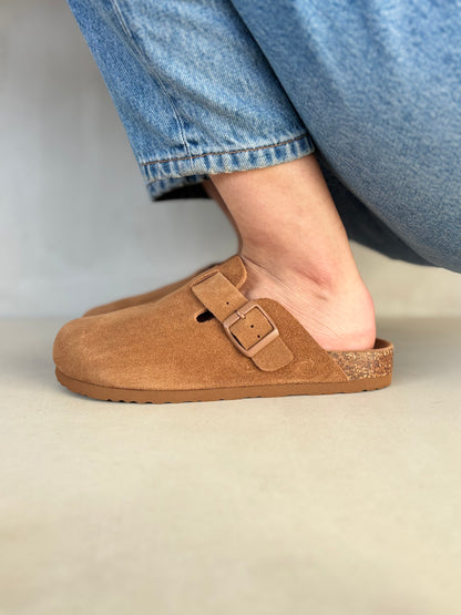 14373 – Sandalias tipo zueco color café tostado Unisex | Boston Zoé Shoes