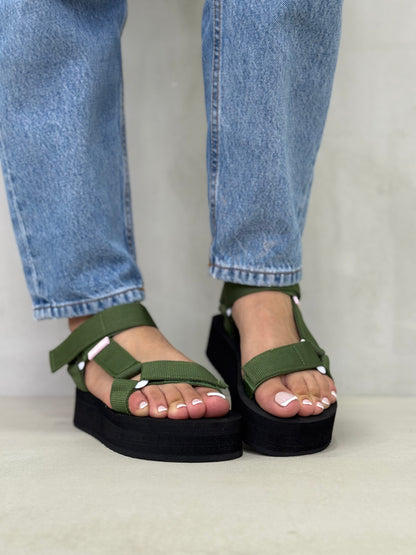 14051 - Sandalia con Plataforma