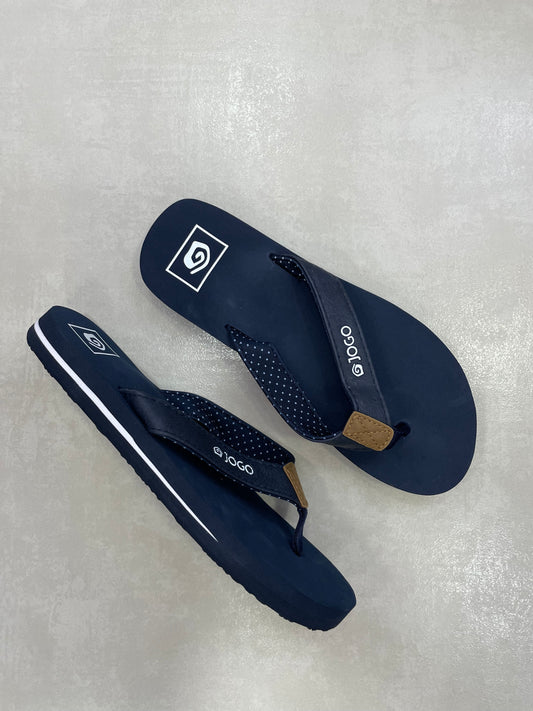 14391 – Chancletas Azul Marino con Detalle en Cuero