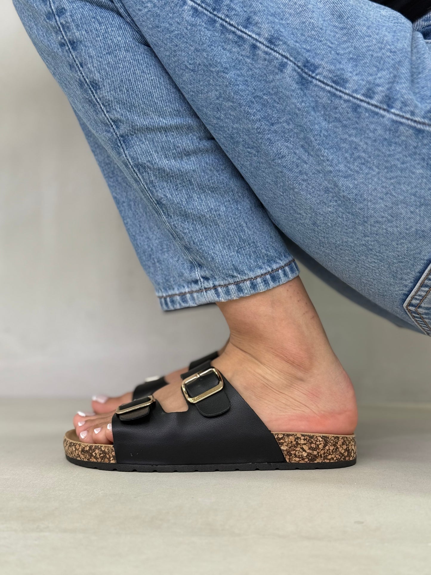 13985 - Sandalias Planas de Mujer con Doble Hebilla