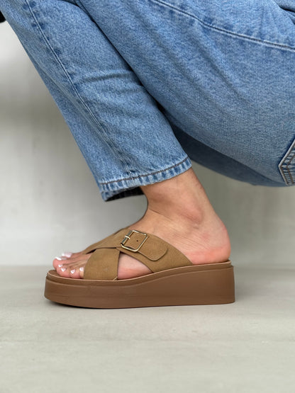 14087 - Sandalias con Plataforma y Hebilla