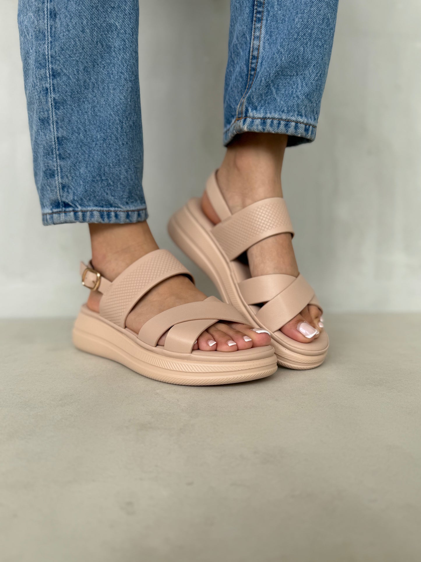 14028-Sandalias de Mujer con Plataforma