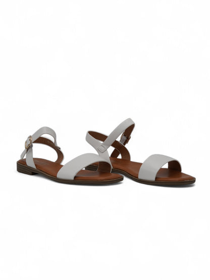 14412 – Sandalias Blancas con Hebilla Dorada y Suela Baja