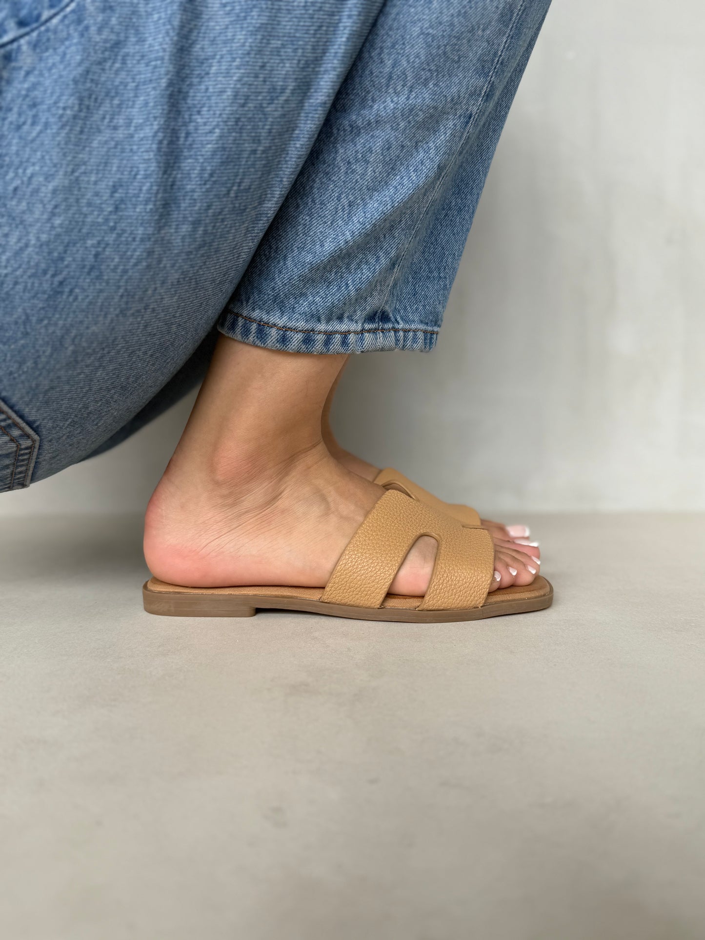 14024-Sandalias Planas de Mujer Tipo Slide