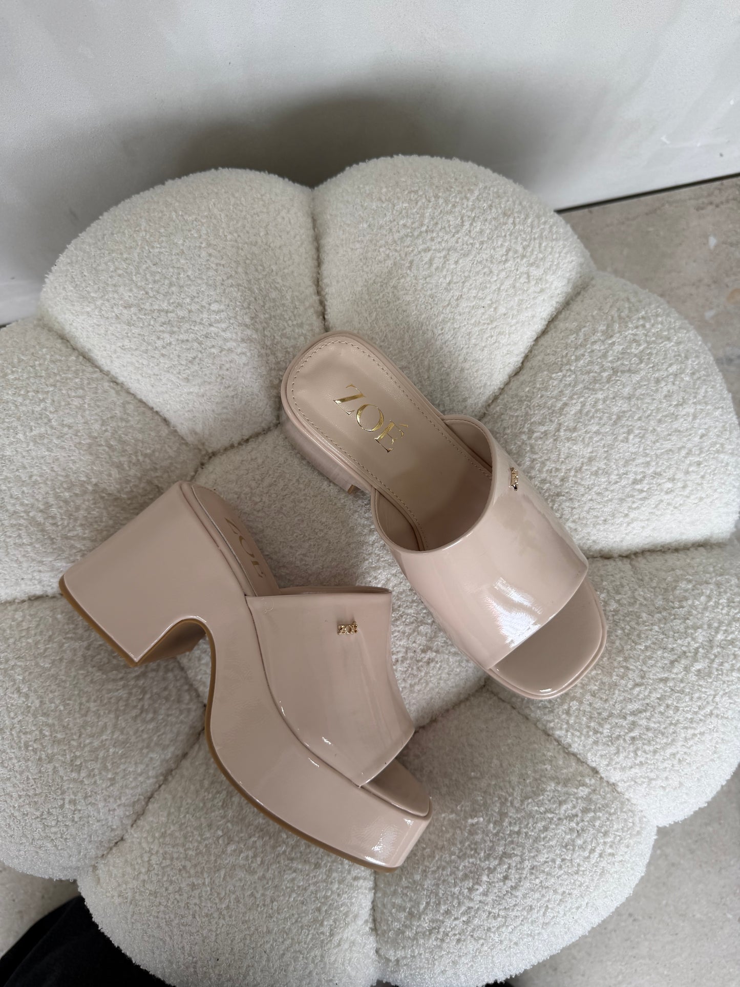 Sandalias 14916 z016 beige patent
