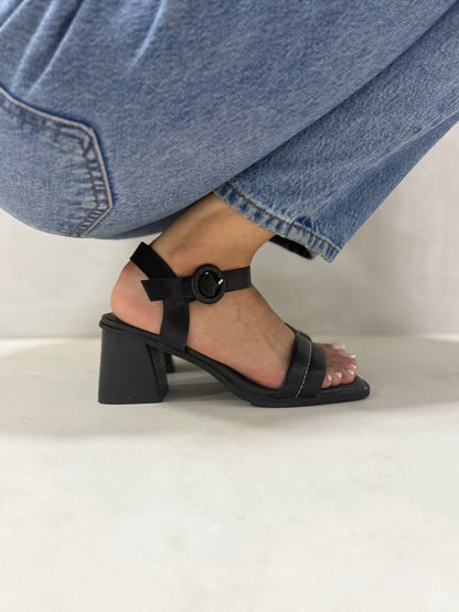 13138 - Sandalias de Tacón Medio para Mujer en Color Negro