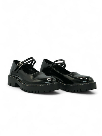 14453 – Mary Jane Negras de Charol con Suela Chunky y Doble Correa