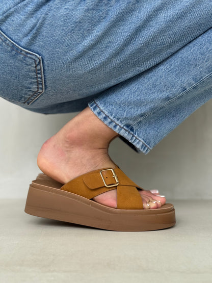 14089 - Sandalias con Plataforma y Hebilla